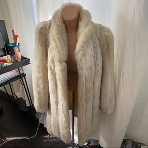 80s vintage jordache faux fur coat cream size M